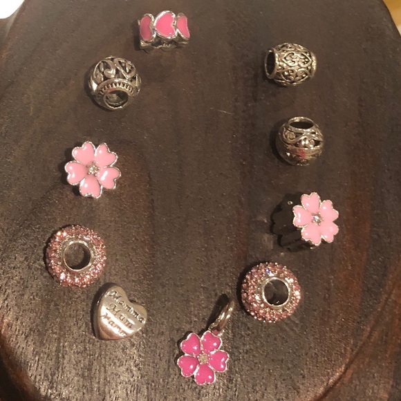 Jewelry - New Silver “Mamma” bracelet charm set